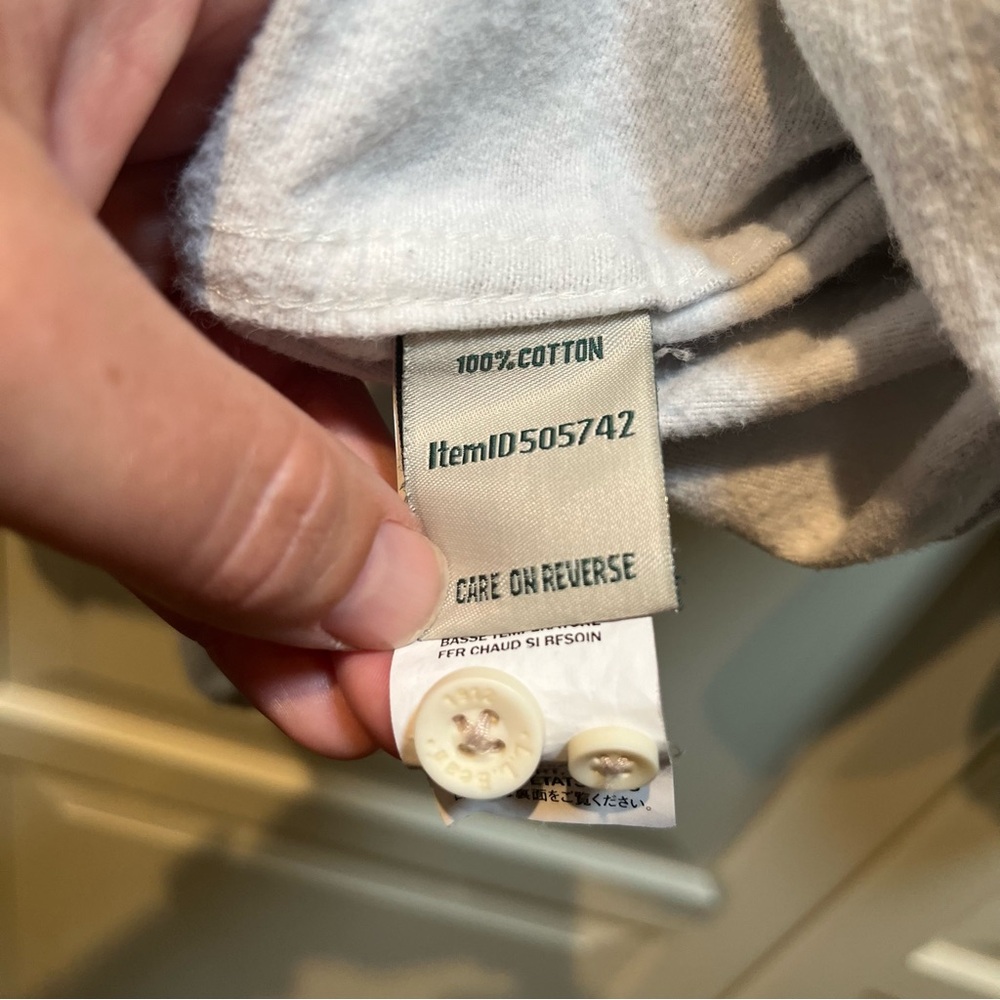 LL Bean Sz M Heritage Chamois Shirt - Picture 5 of 10